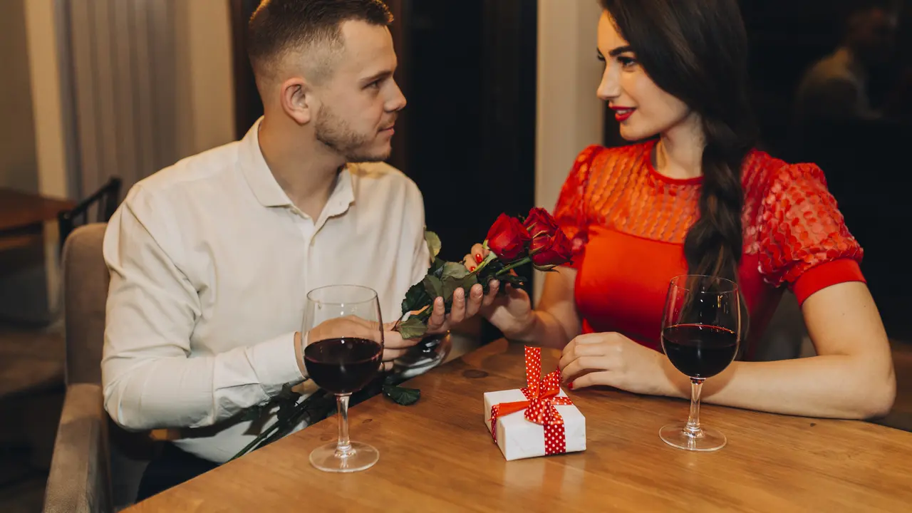 Cara Menikmati Kencan Romantis dengan Budget Terbatas