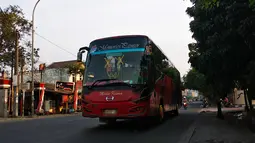 Scorpion X merupakan bus single glass yang pernah dibuat oleh Karoseri Tentrem. Bus yang satu ini merupakan penerus dari Scorpion King yang telah hadir lebih dulu. Desain bus ini simpel dengan lampu depan yang menyipit.