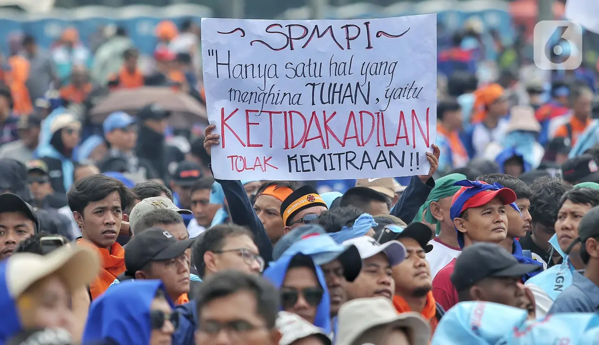 Peringatan Hari Buruh Internasional atau May Day bermula dari satu peristiwa di Amerika Serikat pada akhir abad ke-19. (Liputan6.com/Angga Yuniar)