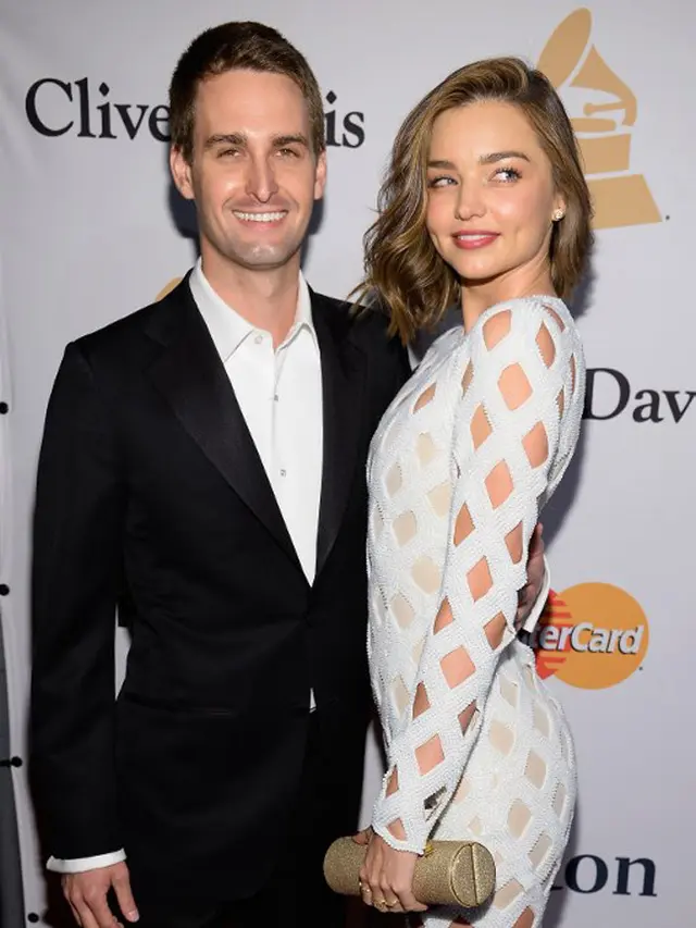 [Bintang] Miranda Kerr dan Evan Spiegel
