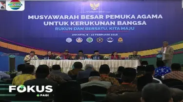 Ratusan peserta musyawarah besar pemuka agama untuk kerukunan bangsa, bersilaturahmi dengan Presiden Joko Widodo di Istana Bogor.