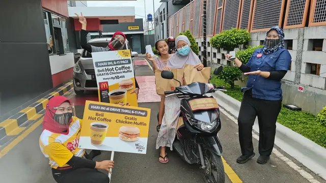 Rayakan National Breakfast Day ke-10, McDonalds Indonesia Berbagi Sarapan kepada 2000 Guru