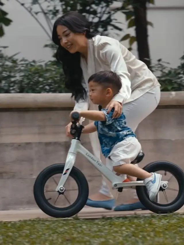 Nikita Willy bersama Baby Issa (Instagram/nikitawillyofficial94)