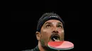 Atlet asal Mesir, Ibrahim Hamadtou bersiap memukul bola ke arah lawannya, atlet asal Jerman Thoma Rau pada cabang tenis meja tunggal putra di ajang Paralimpiade 2016, Rio de Janeiro, 9 September 2016. (Thomas Lovelock/OIS/IOC via AFP)