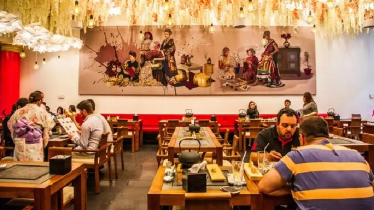 Restoran Ini Denda Pengunjung yang Tak Habiskan Makanan 