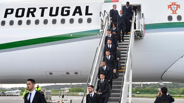 FOTO: Tiba di Rusia, Cristiano Ronaldo dkk Siap Cetak Sejarah