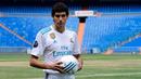 6. Jesus Vallejo - Salah satu wonderkid yang awalnya sangat menyita perhatian publik Santiago Bernabeu namun kariernya meredup karena cedera kambuhan yang tentu menjadi pertimbangan untuk melepasnya. (AFP/Javier Soriano)