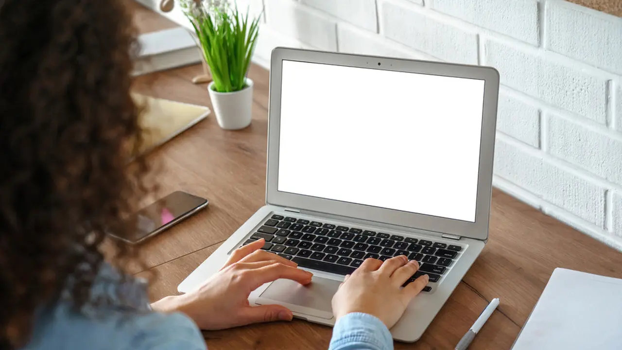 Ilustrasi laptop