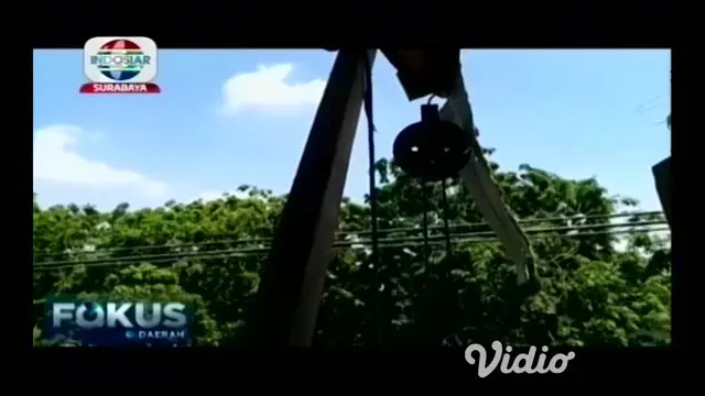 VIDEO: Kuli Bangunan Tewas Tersengat Listrik di Madura