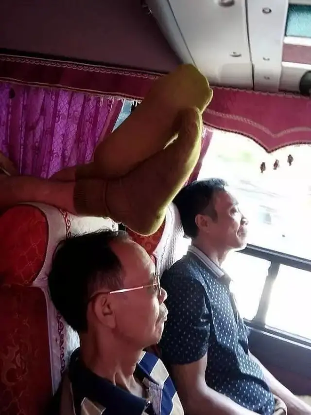 Penumpang bus (Ist)