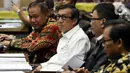 Menkum HAM Yasonna Laoly mengikuti Rapat Kerja dengan Badan Legislasi DPR di Senayan, Jakarta, Rabu (4/12/201). Rapat membahas sejumlah rancangan undang-undang (RUU) yang menjadi program legislasi nasional (prolegnas) 2019-2024 maupun RUU prolegnas prioritas 2020. (Liputan6.com/Johan Tallo)