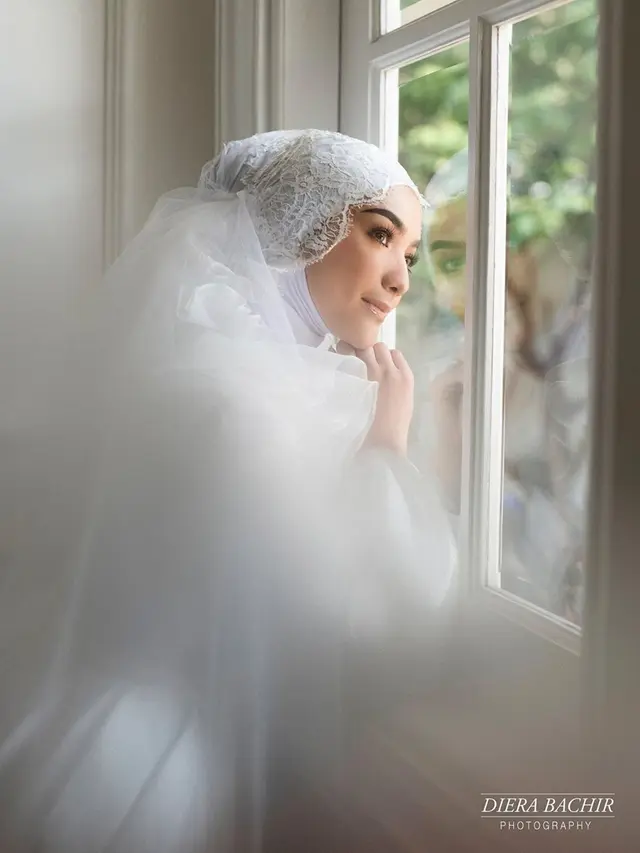 6 Potret Prewedding Citra Kirana dan Rezky Aditya, Tampil Elegan