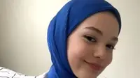 Selebgram Turki Bagikan Tips Kenakan Hijab Segitiga Plisket. foto: Instagram @muhafazakarkombin
