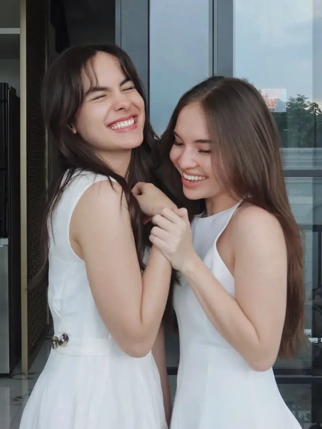 Potret Steffi Zamora dan Elina Joerg bikin netizen terpana. (credit:instagram.com/steffizamoraaa)