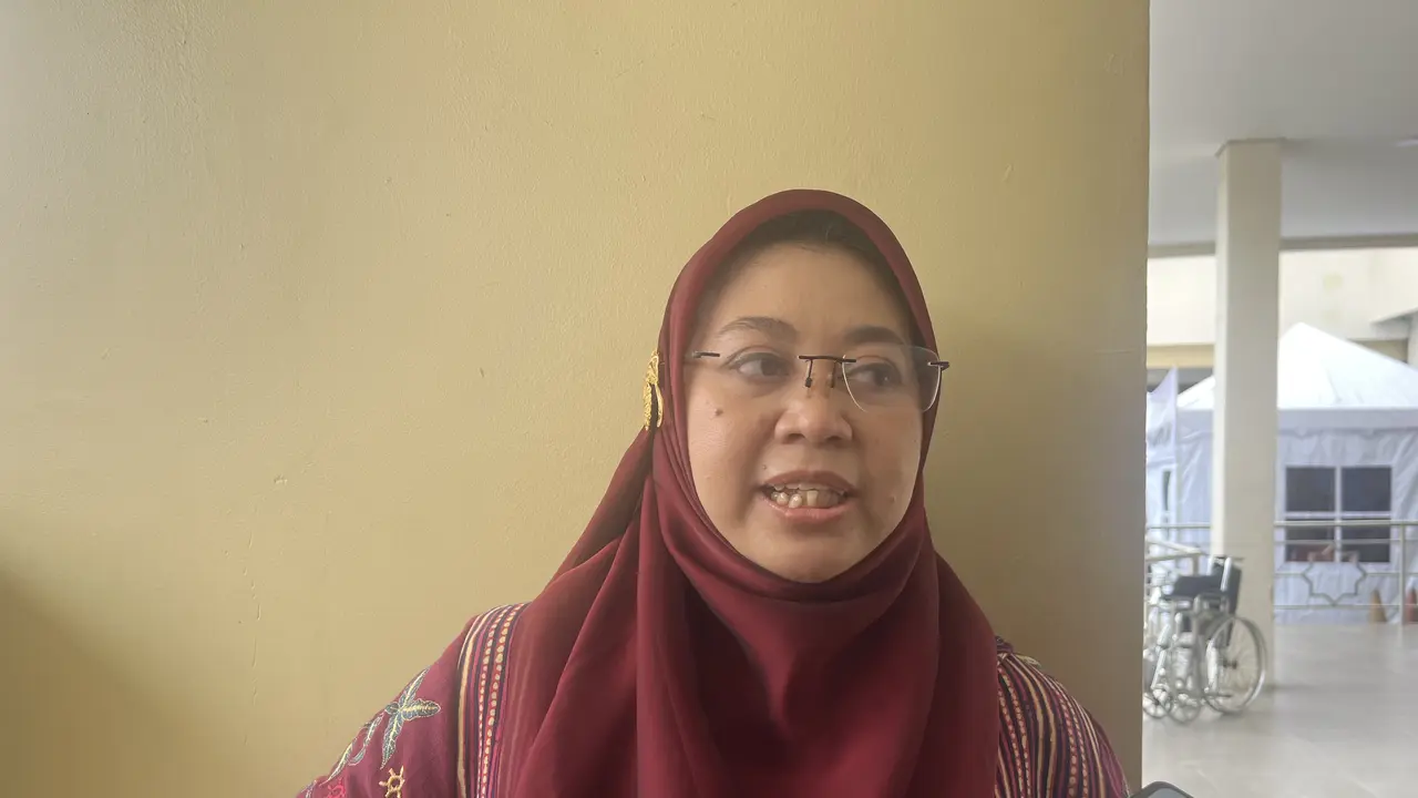 Ketua Komisi Perlindungan Anak Indonesia (KPAI), Margaret Aliyatul Maimunah di RSIJ Cempaka Putih, Jakarta Pusat, Senin (11/10/2025).