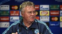 Manajer Chelsea asal Belanda, Guus Hiddink. (AFP/Franck Fife)