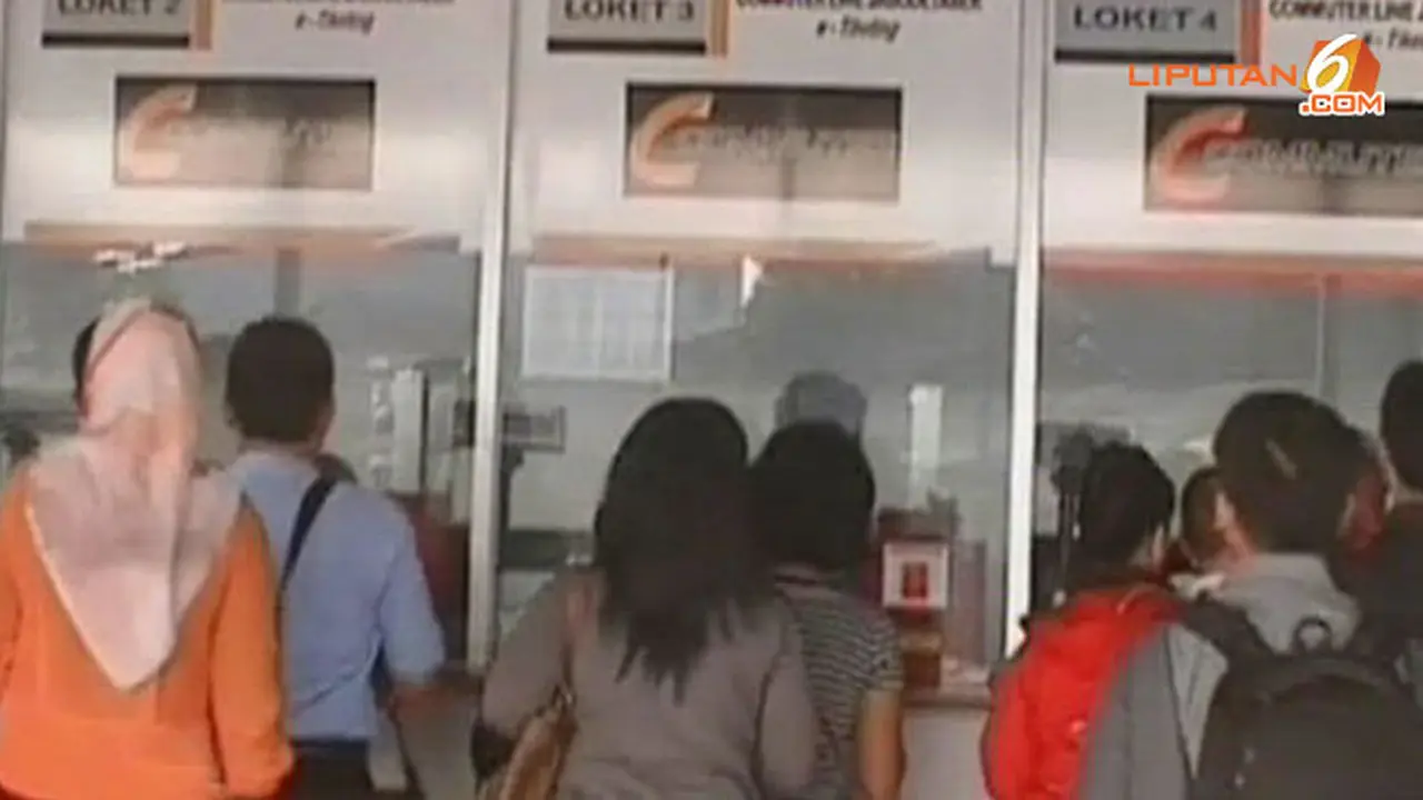 protes-krl-depok-130702b.jpg