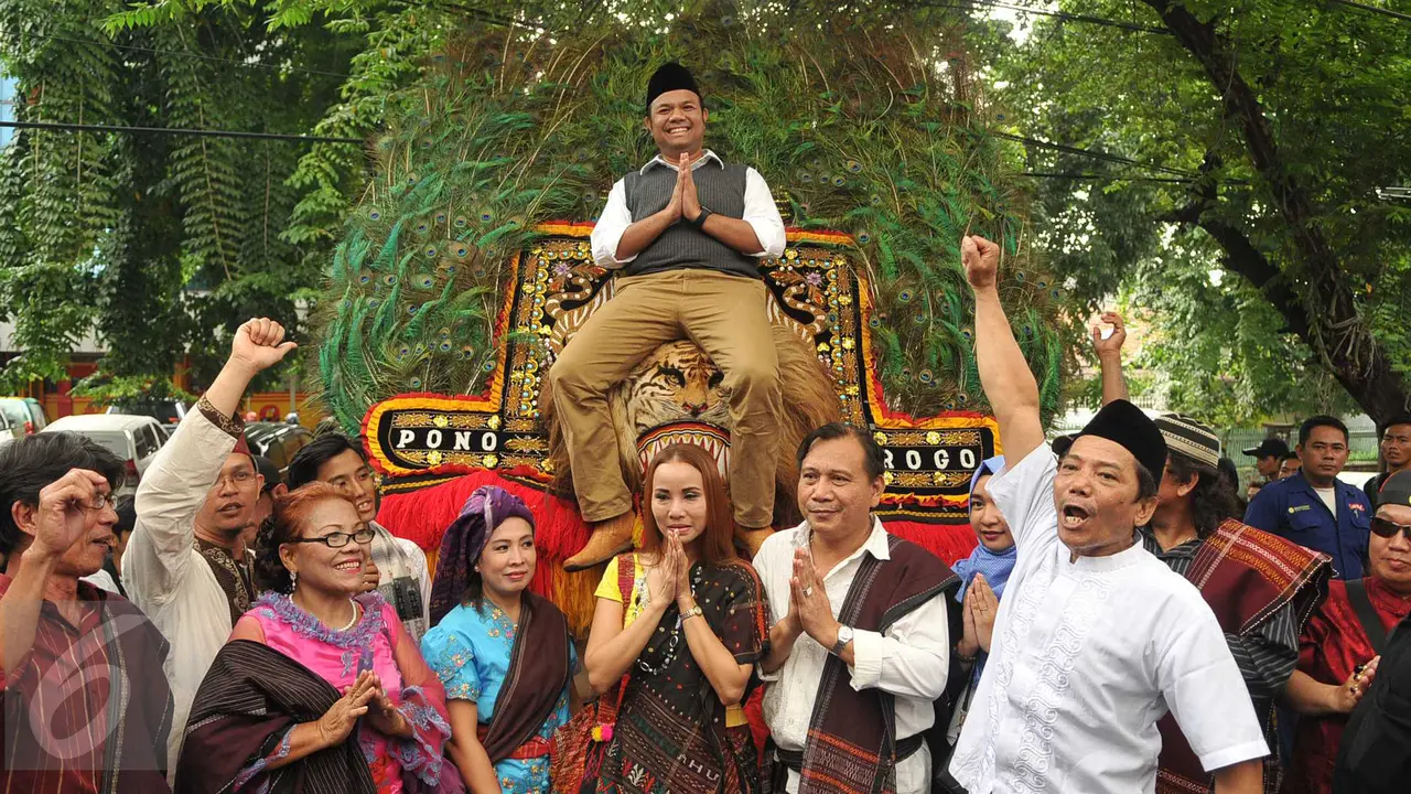 20160420-Naik Reog Ponorogo, Muhamad Idrus Datangi Kantor DPD PDIP DKI