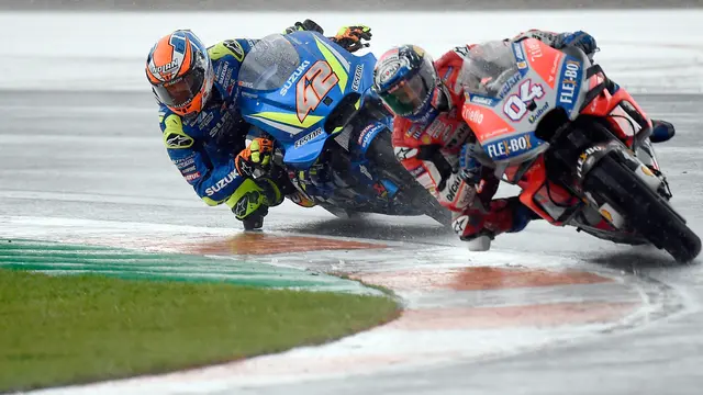 Aksi Balapan Andrea Dovizioso Juara MotoGP Valencia