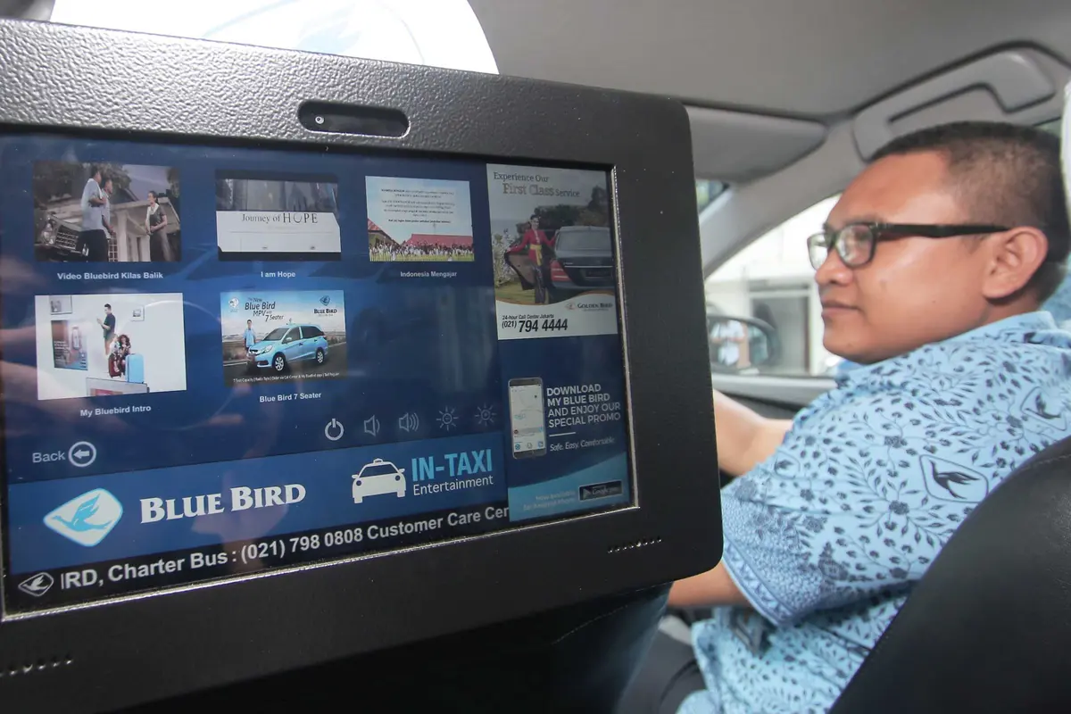  20151118-Blue Brid In-Taxi Intertaiment (ITE)-Jakarta-Angga Yuniar