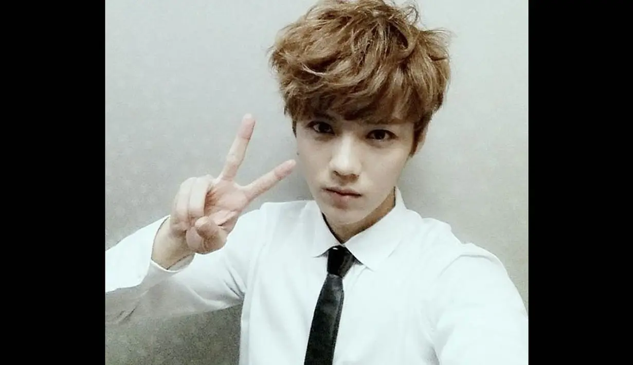 Sejak berita tuntutan yang   diajukannya beredar, Luhan   menjadi jarang sekali menyapa   penggemar via media sosial.   (instagram.com/7_luhan_m)