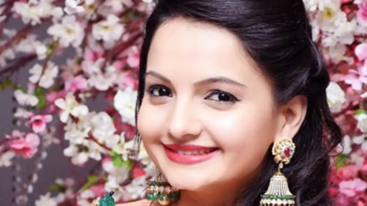 [Bintang] Giaa Manek
