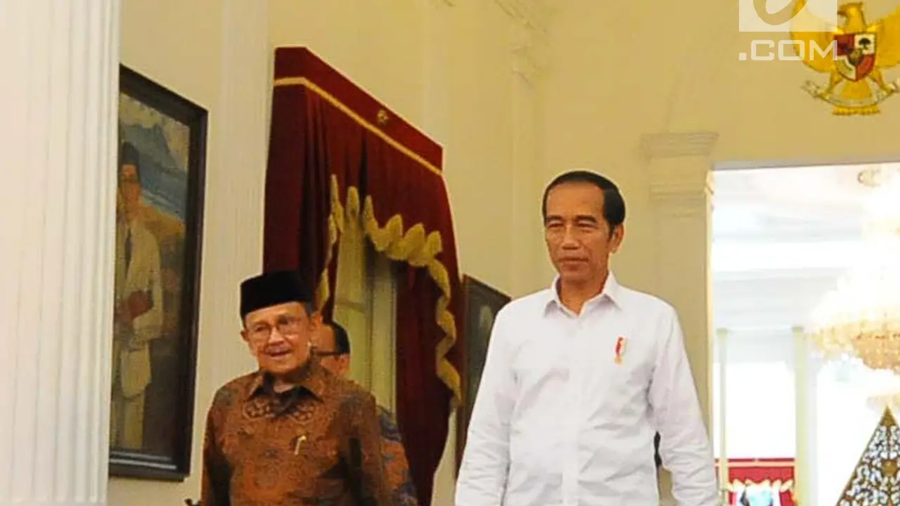 Jokowi Terima Kunjungan BJ Habibie di Istana Merdeka