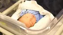 Bayi laki-laki itu lahir dengan sehat bernama Mainaka Zanatti Bakrie dengan berat 3 kilogram. (Andy Masela/Bintang.com)