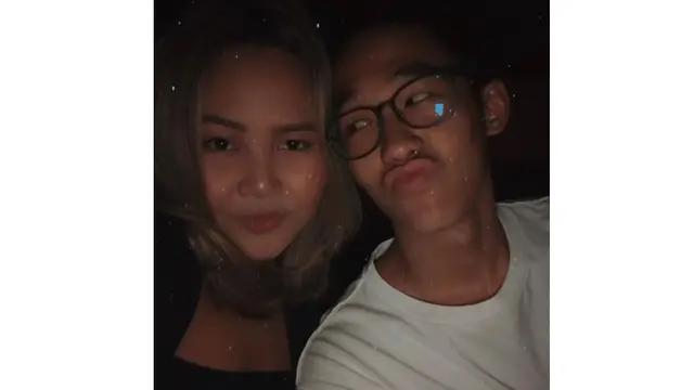 Sudah Punya Pacar, Ini 6 Potret Aura Rivanya Anak Sulung Ari Lasso dengan Kekasih