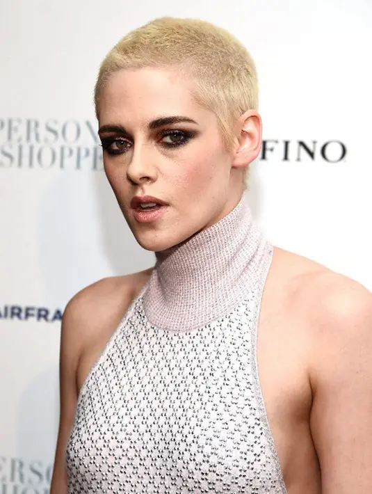 “Mereka mengawali dengan membuat visi dan membicarakan soal pakaian yang akan dikenakan nanti, namun keduanya tidak terlihat sibuk,” tutur seorang sumber yang merupakan juru bicara mereka. (AFP/Bintang.com)