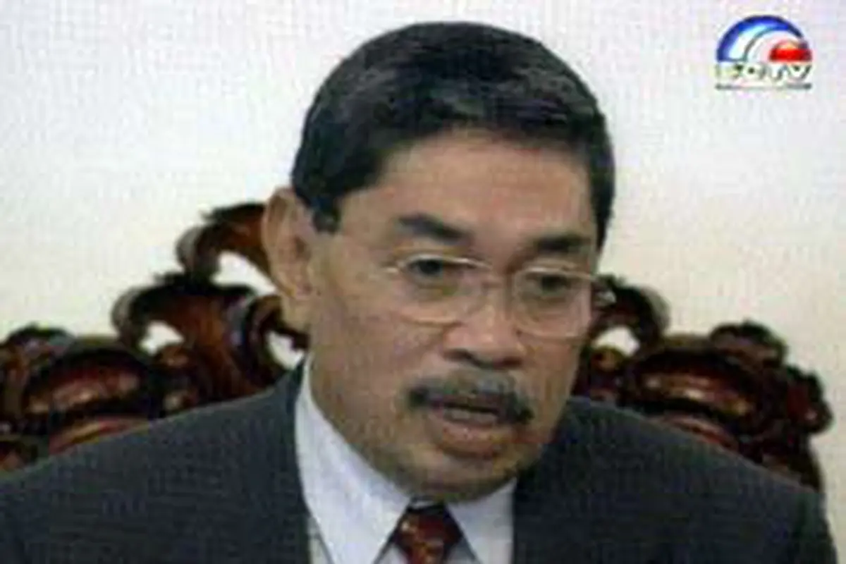 030401bGubernur.jpg