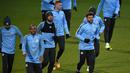 Para pemain Manchester City melakukan pemanasan sebelum laga Liga Champions di City Football Academy, Manchester, (20/11/2017). City akan melawan Feyenord ada grup F. (AFP/Oli Scarff)