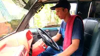 Sopir Angkot Ini Jadi Caleg Unggul di Kabupaten Buton Tengah