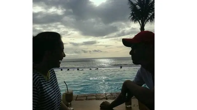 7 Potret Lawas Raffi Ahmad dan Nagita Slavina saat Masa PDKT Ini Curi Perhatian