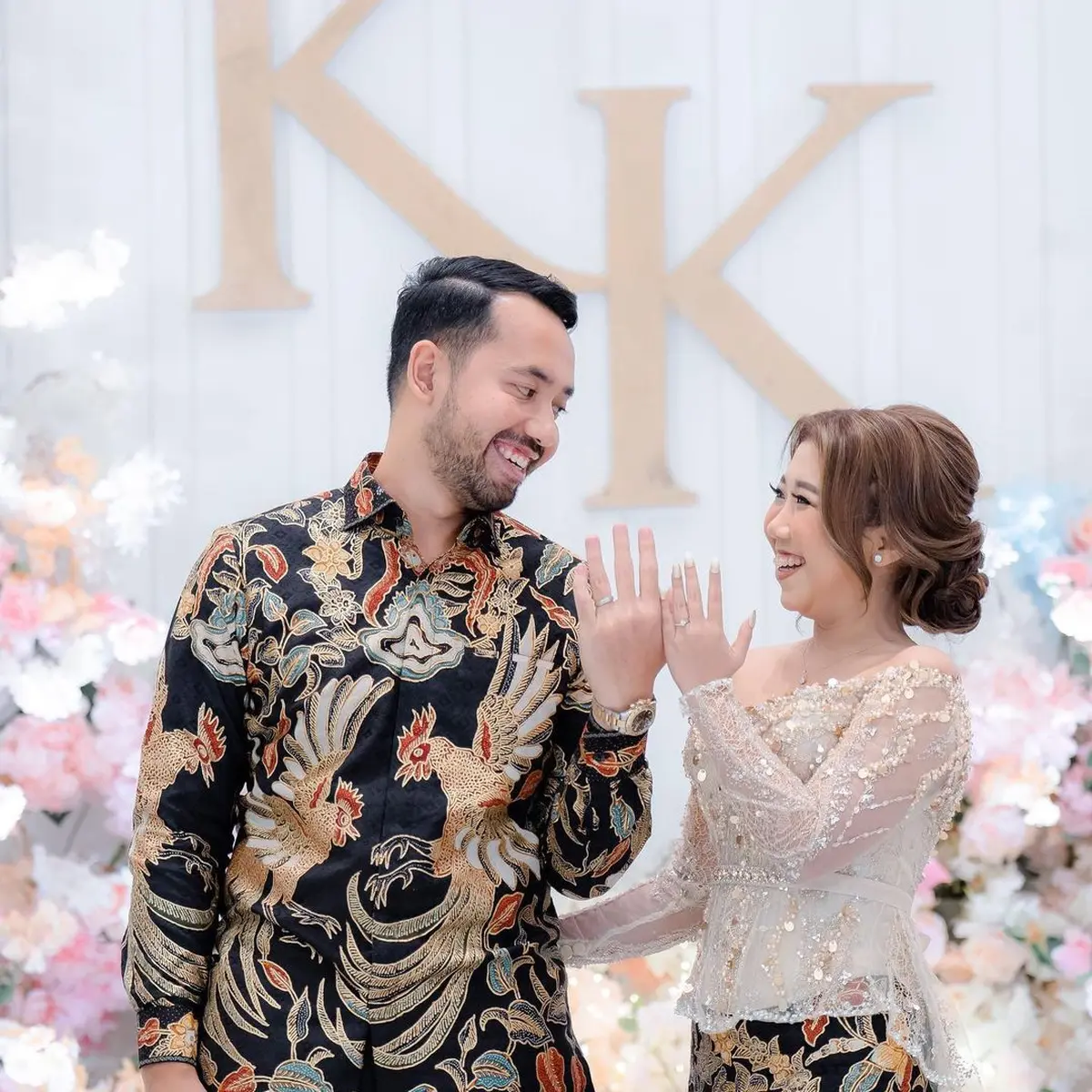 Ternyata Bukan Orang Biasa, Intip Fakta Muhammad Khairi Calon Suami Kiky  Saputri - Entertainment Fimela.com