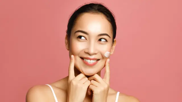 4 Kesalahan yang Masih Sering Dilakukan Saat Mengaplikasikan Produk Skincare, Yuk Cari Tahu!