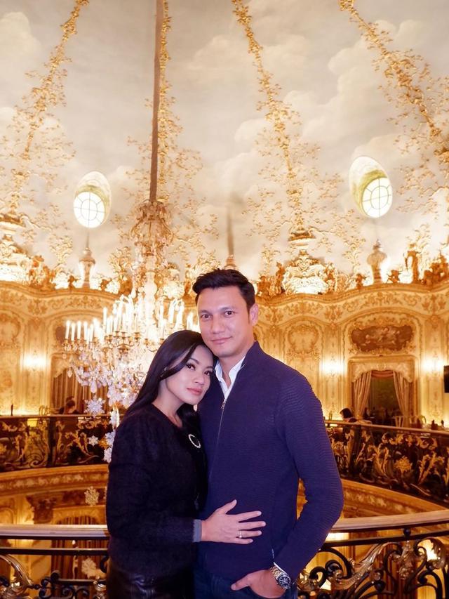 Titi Kamal dan Christian Sugiono. (Foto: Instagram titi_kamall)