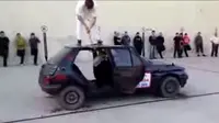 Belah Mobil Jadi Olahraga Baru di Spanyol