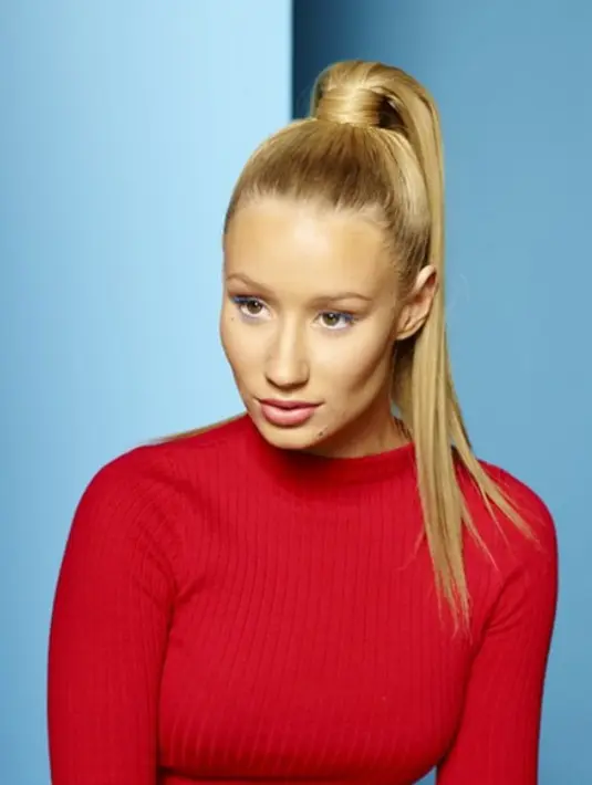 Iggy Azalea tampat tak nyaman dengan pemberitaan tersebut dan juga tidak senang diungkit masa lalunya. (instagram/thenewclassic)