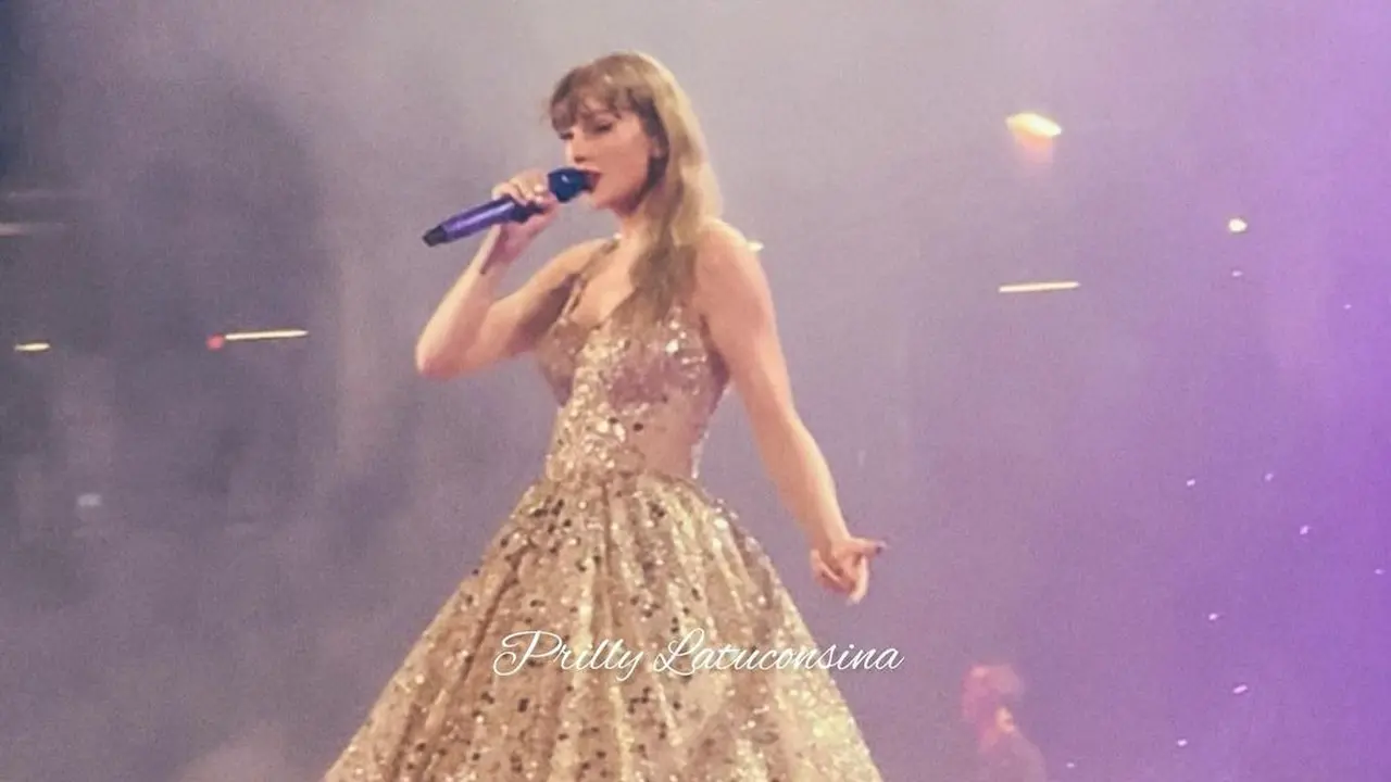 7 Potret Prilly Latuconsina saat Nonton Konser Taylor Swift, Sampai Nangis