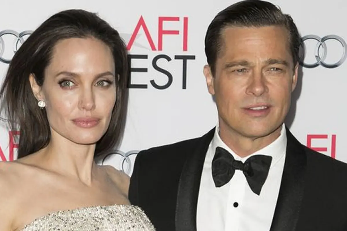 Angelina Jolie dan Brad Pitt
