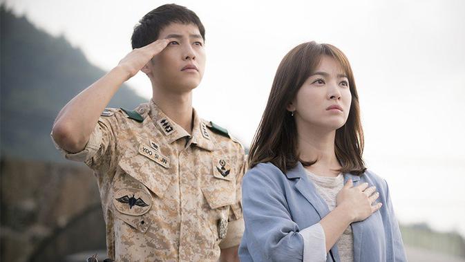Song Joong Ki dan Song Hye Kyo berhasil membuat penonton terpesona dengan aktingnya di drama Descendants of the Sun. (Foto: allkpop.com)