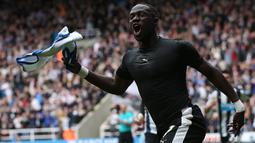 2. Moussa Sissoko, Juventus mengajukan dana 15 juta pounds untuk mendatangkan gelandang Newcastle ini ke Turin. Mirror mengabarkan jika The Magpies hanya akan melepas pria Prancis itu dengan mahar senilai 35 juta pounds. (AFP/Ian Macnicol)