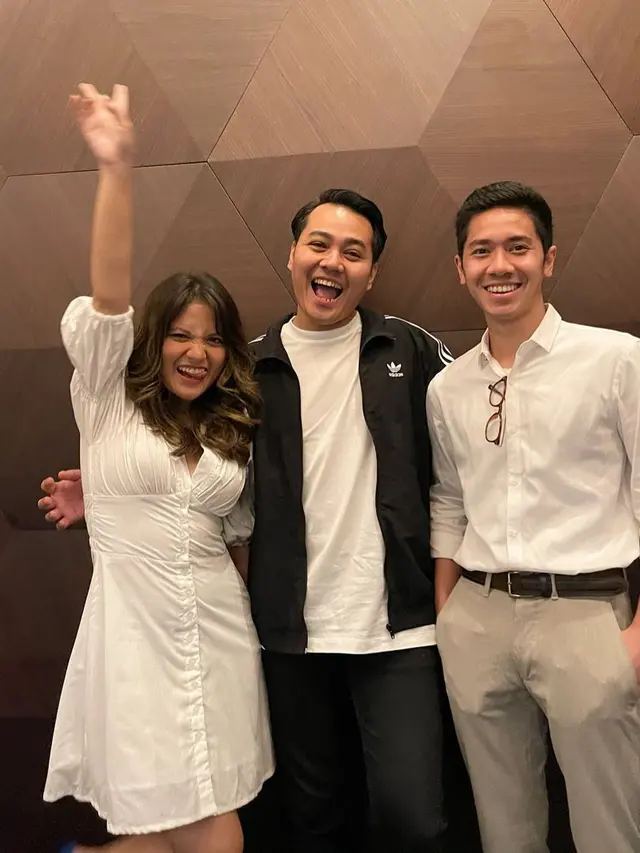 Jadi Sahabat, Ini 6 Momen Kebersamaan Marsha Aruan dan Emir Mahira Tampil Kompak