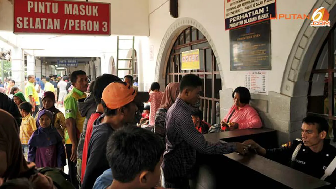 pemudik-kereta-130731b.jpg