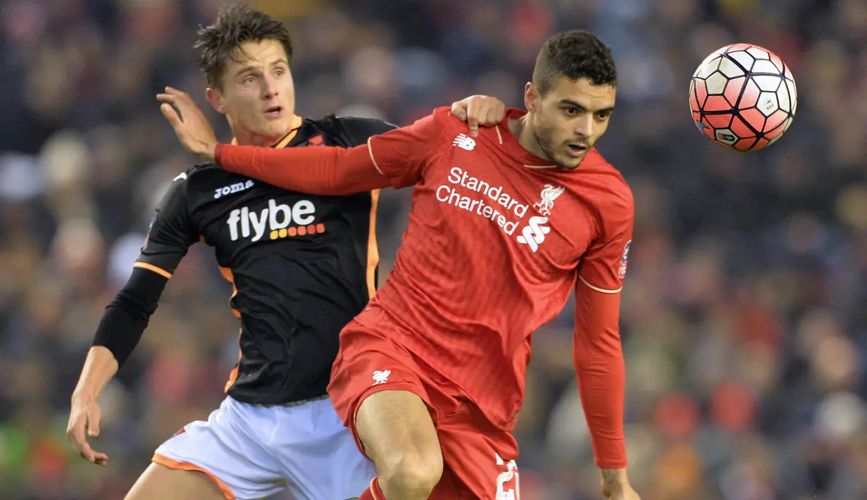 5. Tiago Ilori - Didatangkan dari klub asal Cristiano Ronaldo, Sporting CP pada tahun 2013 dengan lebel pemain muda berbakat. Tetapi bersama Liverpool gagal bersinar dan kini bermain untuk Reading, klub divisi dua Liga Inggris. (AFP/Paul Ellis)