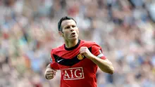 1. Ryan Giggs – Pria asal Wales ini pernah berjaya saat berseragam Mancester United. Sepanjang karirnya ia berhasil mengoleksi 35 trofi, 13 di antaranya merupakan gelar juara Premier League. (AFP/Paul Ellis)