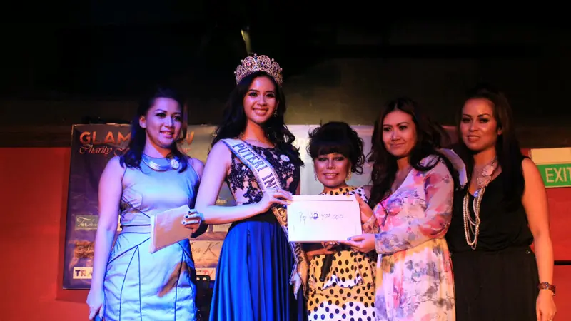 Bantu Anak Jalanan, Puteri Indonesia dan Artis Gelar Fashion Show