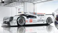 Mantan pembalap Formula One Juan Pablo Montoya memuji keandalan Porsche 919 Hybrid tetelah uji coba untuk pertama kali.