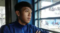 Pemain muda Persib Bandung, Febri Haryadi. (Bola.com/Erwin Snaz)